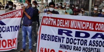 MCD transfers senior docs of Hindu Rao plan to join protests