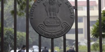 Delhi HC directs Centre to notify minimum standards regulating mental health establishments