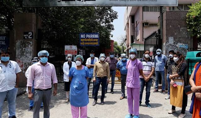 Kasturba Hospital doctors protest against unpaid salaries