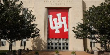 University of Houston collaborates with AuraVax to innovate Covid vaccine with ‘differentiated-approach’