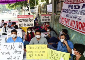 Doctors of NDMC-run hospitals persist on a hunger strike and continued protests