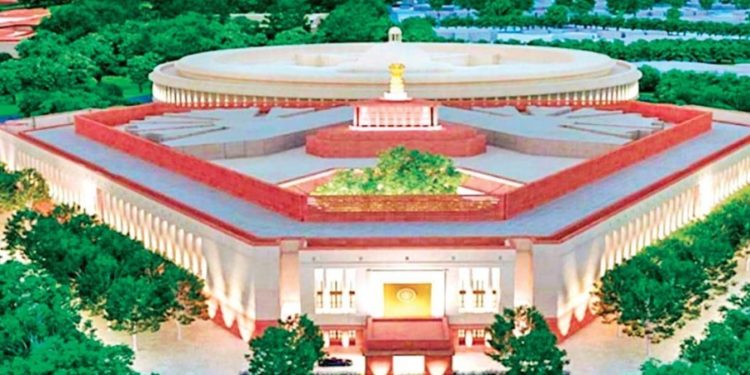 Central Vista Construction Continues As the Death Toll Crosses 2 Lakh Due to COVID-19 in India