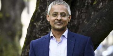 British-Indian Scientist Bags Top Prize For Developing New DNA Sequencing Technique