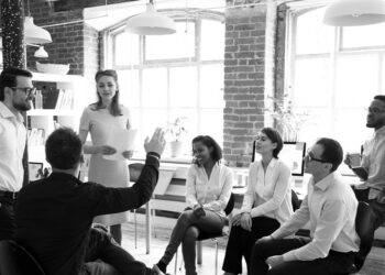 Exclusive-interviews-with-healthcare-thought-leaders-and-executives-thehealthcaredaily