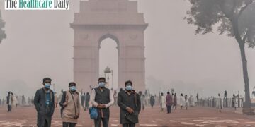 AQI-Challenges-Persist-in-Delhi-Despite-Slight-Improvements-thehealthcaredaily