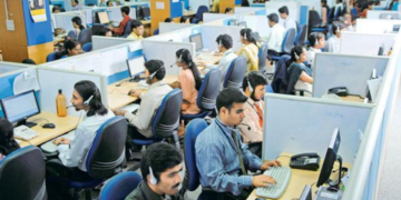 Workforce-Insurance-India's-Workforce-Struggles-with-Rising-Healthcare-Costs-thehealthcaredaily
